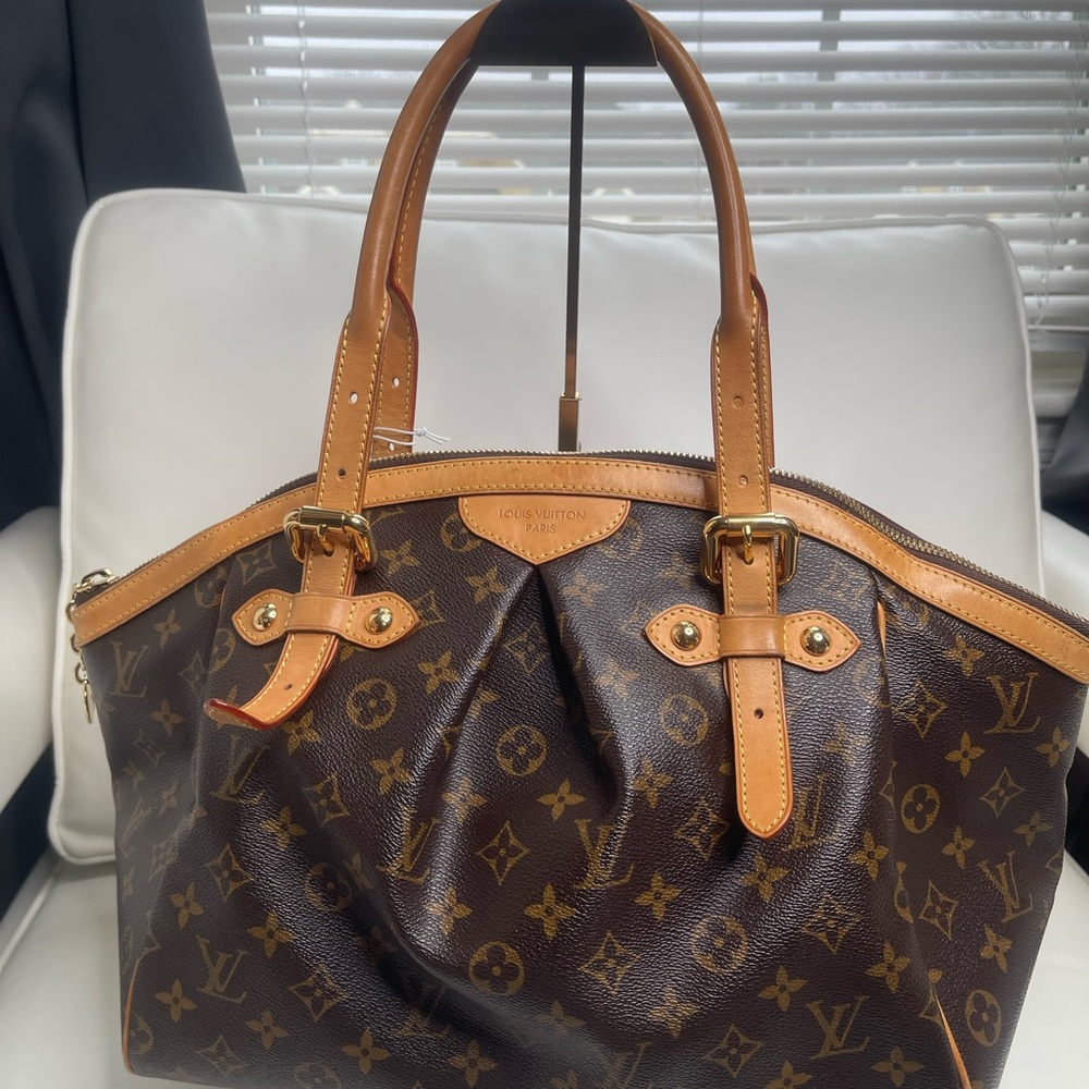 Louis Vuitton Tivoli GM